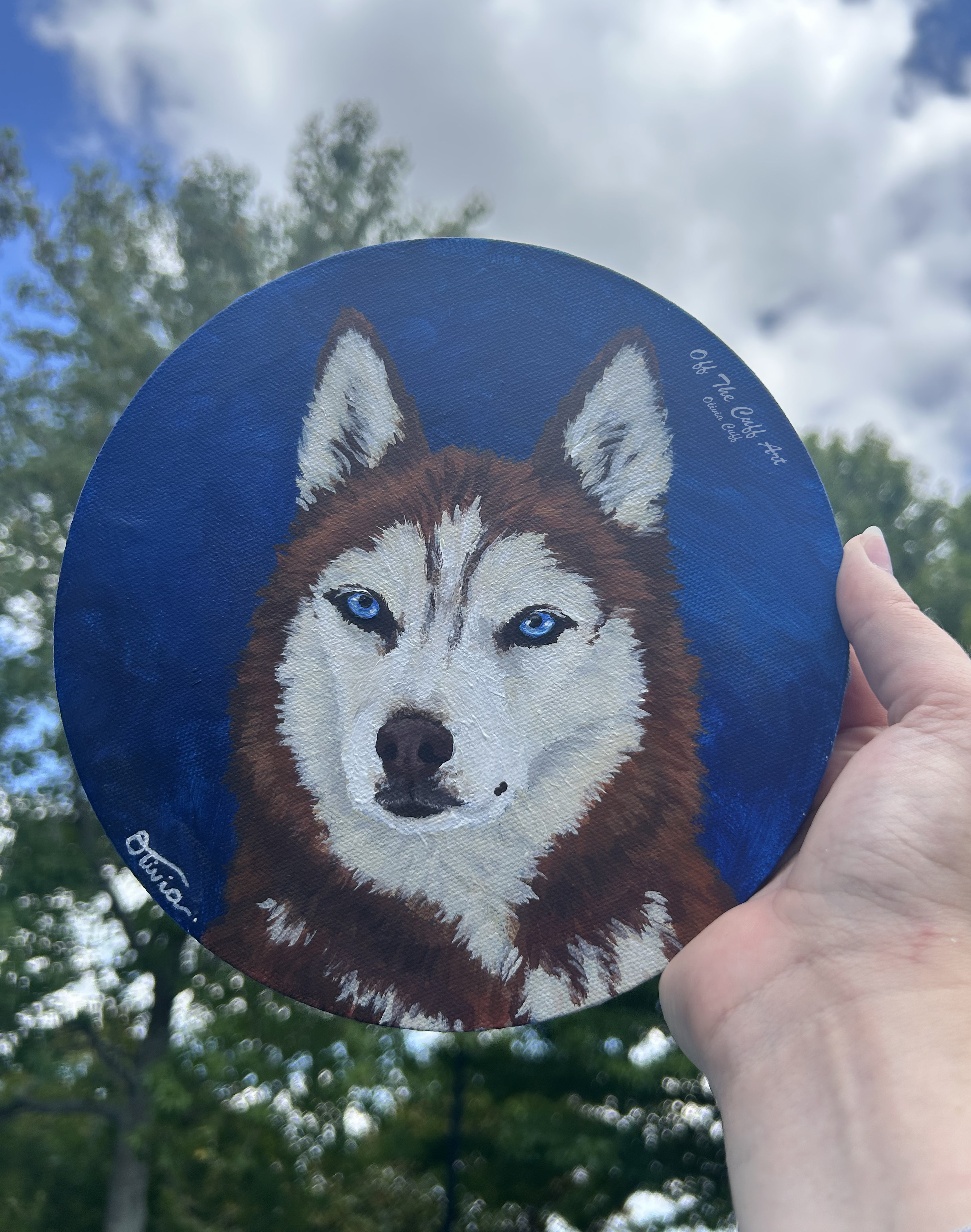husky round